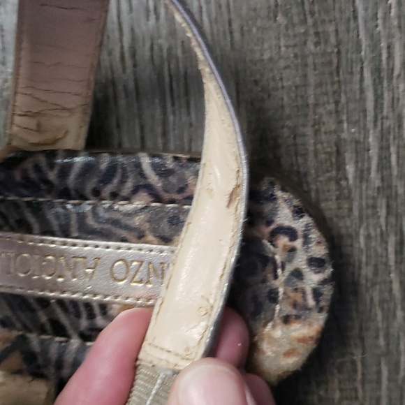 Enzo Angiolini Eatriton Thong Full Support Back Strap Gold Woven Sandals Sz 9.5 - Picture 9 of 10